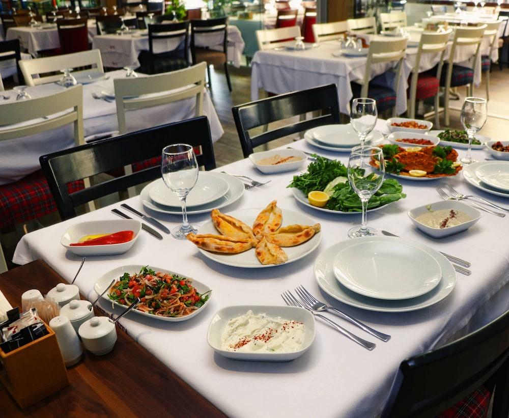 La Flora House Hotel Kocaeli Buitenkant foto